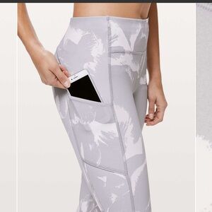 Lululemon athletica Speed Up Tight 28” 🌻